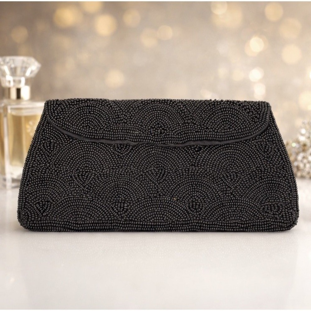 Hato Hasi Black Beaded Vintage Japan Satin Lined Clutch Evening Formal Purse EUC